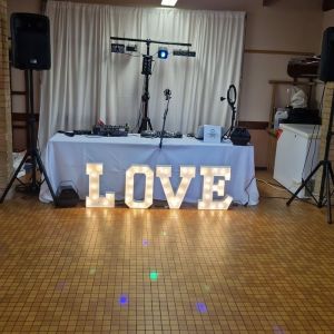 Dj Vic