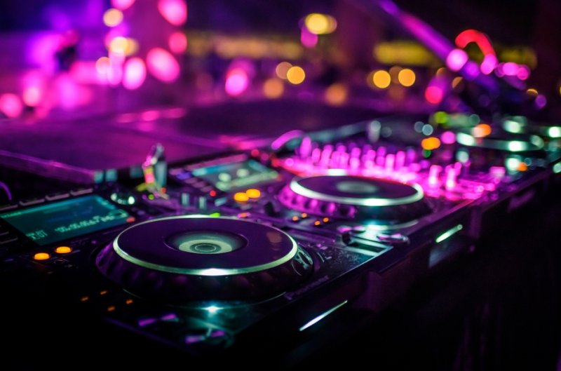 Dj Vic