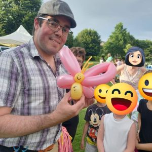 Arts & Balloons