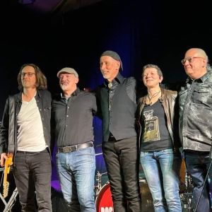 ROSEWOOD POPFOLK REVIVAL